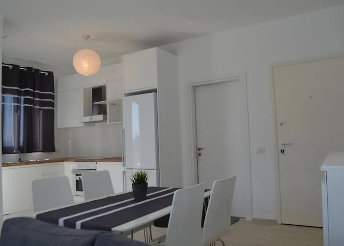 Adrian Appartamento Sarandë